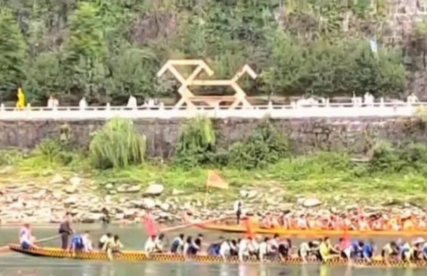 土家族的“活化石” ——从土家族徽谈土家织锦的文化内涵与应用
